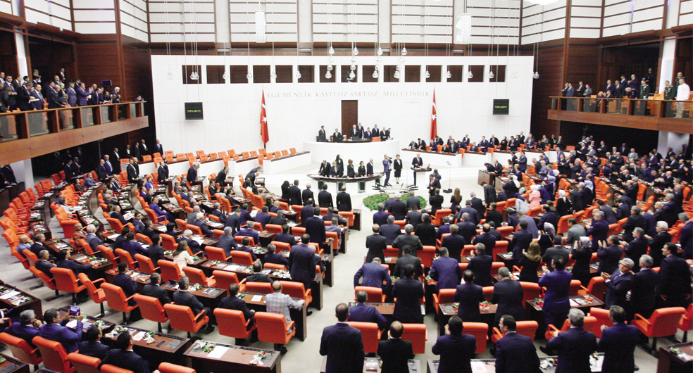 Yeni Anayasa ve Başkanlık Sisteminde AK Parti nin Yol Haritası