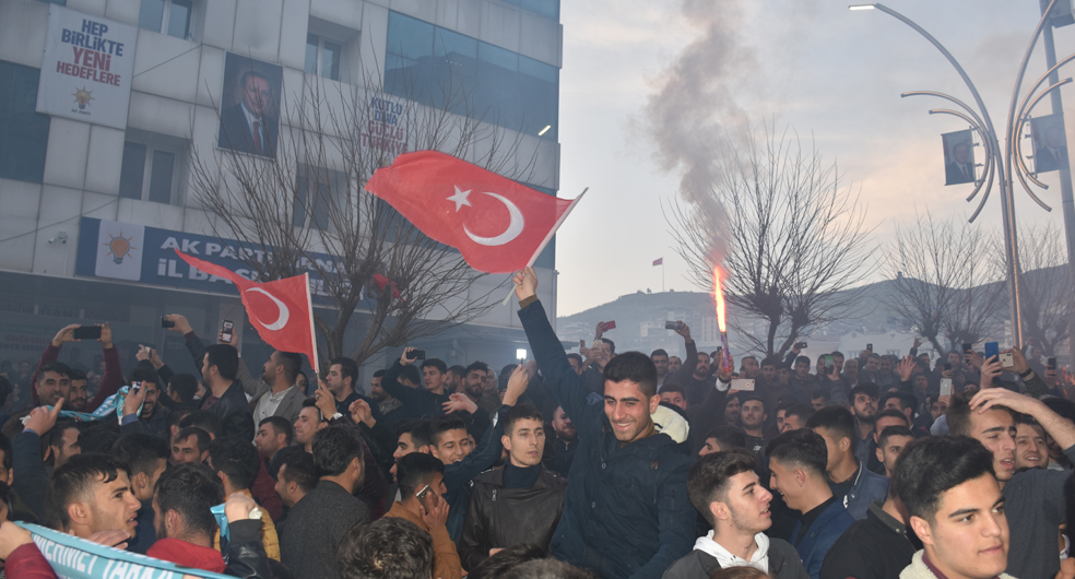 AK Parti Doğu ve Güneydoğuda HDP Hegemonyasını Yıktı
