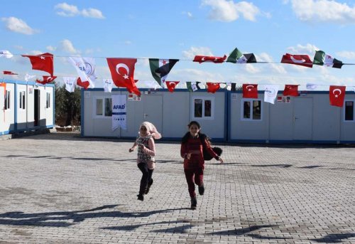 Suriyeli Mülteciler ve Türkiye nin Kamu Diplomasi Stratejisi