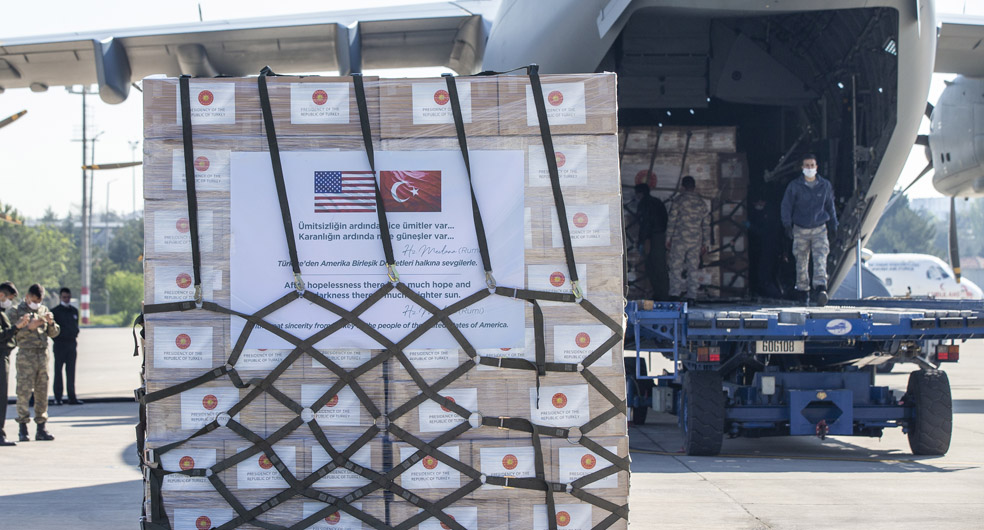 Türkiye'den ABD'ye Yardım