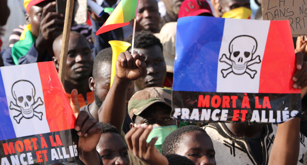 Fransa nın Afrika daki Sömürgeciliği Devam Ediyor