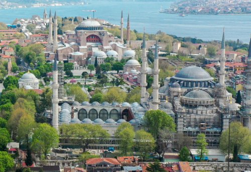 Tarihin Vicdanı Olarak Türkler ve Türkiye