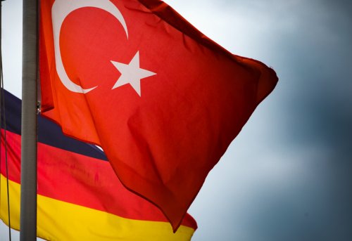 Almanya nın Başarısız Politik Araçları Türkiye deki Alman Kuruluşları