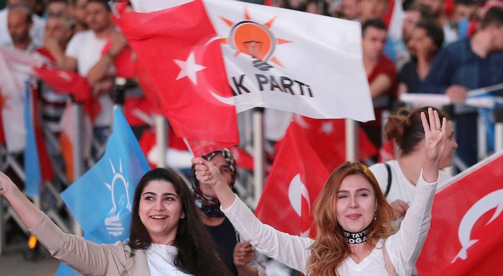 Türk Siyasetinde AK Parti Gerçekliği