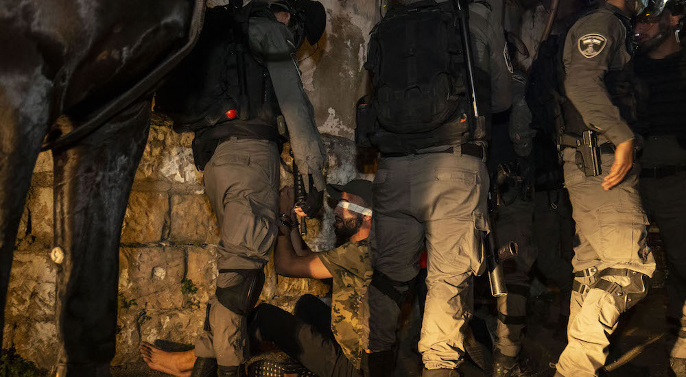 Göstericilere müdahale eden İsrail güçleri