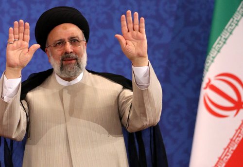 İran da Yeni Dönem Reisi nin Cumhurbaşkanlığı