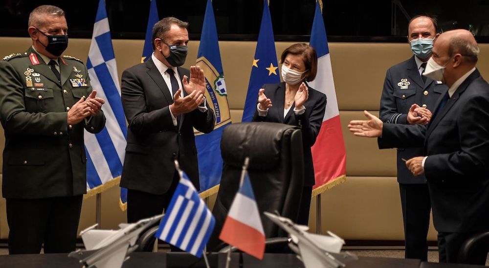 Yunanistan Savunma Bakanı Nikos Panagiotopoulos ve Fransa Savunma Bakanı Florence Parly Rafale