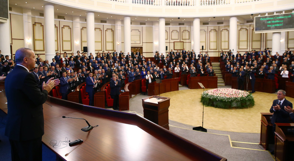 Cumhurbaşkanı Erdoğan, Özbekistan Parlamentosuna hitap etmişti.
