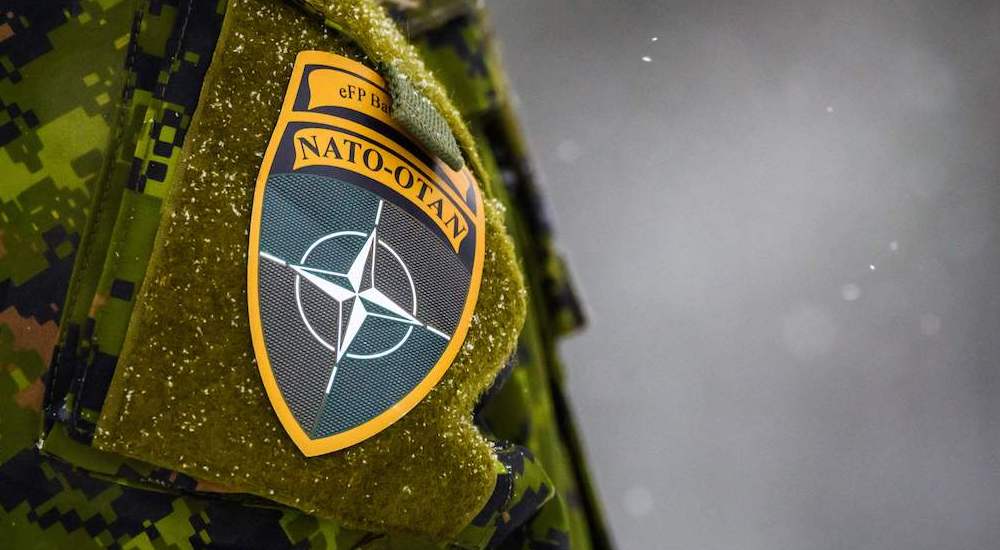 Liberal Hegemonya ile Ortak Savunma Arasında NATO nun Geleceği