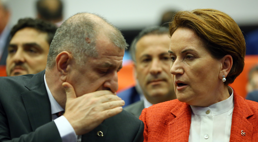 İYİ Parti İstanbul Milletvekili Ümit Özdağ partisinden istifa etmişti.