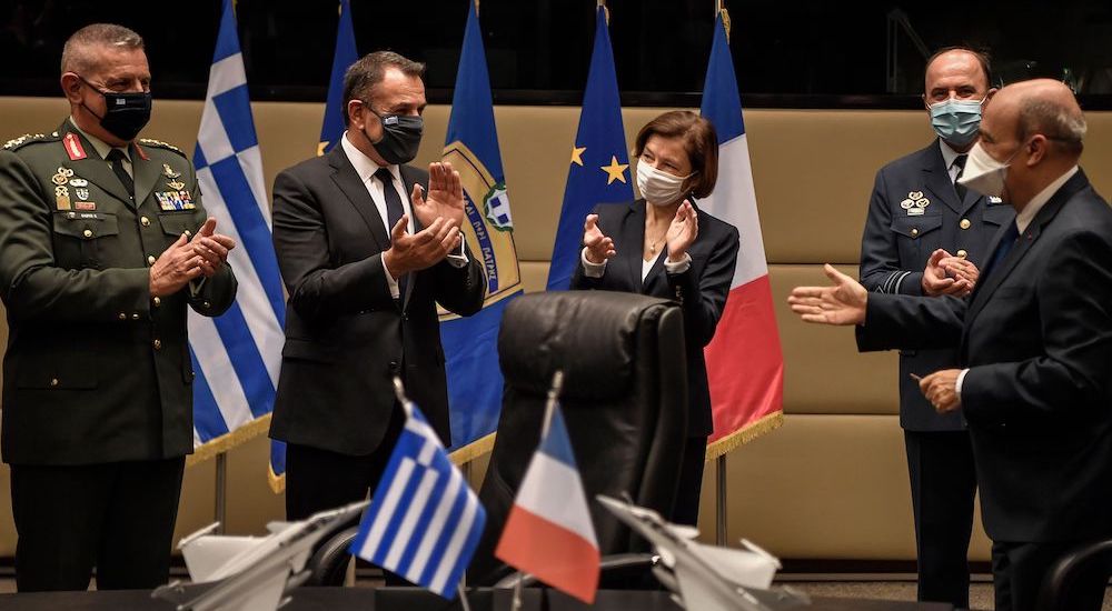 Yunanistan Savunma Bakanı Nikos Panagiotopoulos ve Fransa Savunma Bakanı Florence Parly Rafale
