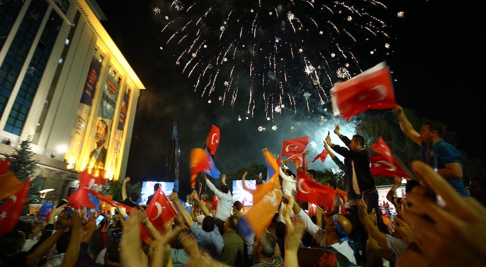 AK Parti ve Türkiye nin Geleceği