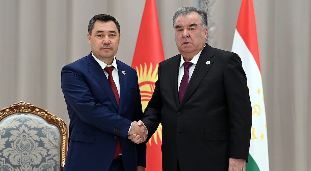 Kırgızistan ile Tacikistan görüşmesi