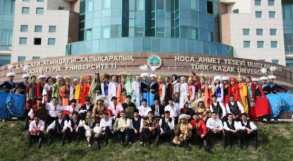  Türkiye ile Kazakistan’ın birlikte kurduğu Ahmet Yesevi Üniversitesi (AYÜ)