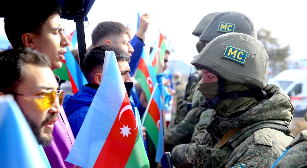 Azerbaycanlı Çevrecilerin Laçın Yolundaki Gösterileri Nedenleri ve Sonuçları