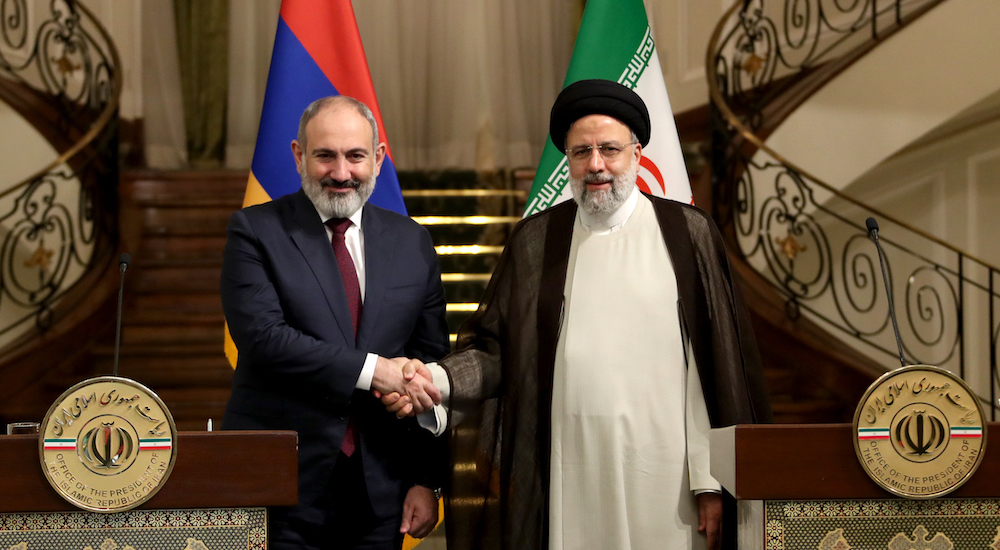  İran Cumhurbaşkanı İbrahim Reisi, Ermenistan Başbakanı Nikol Paşinyan