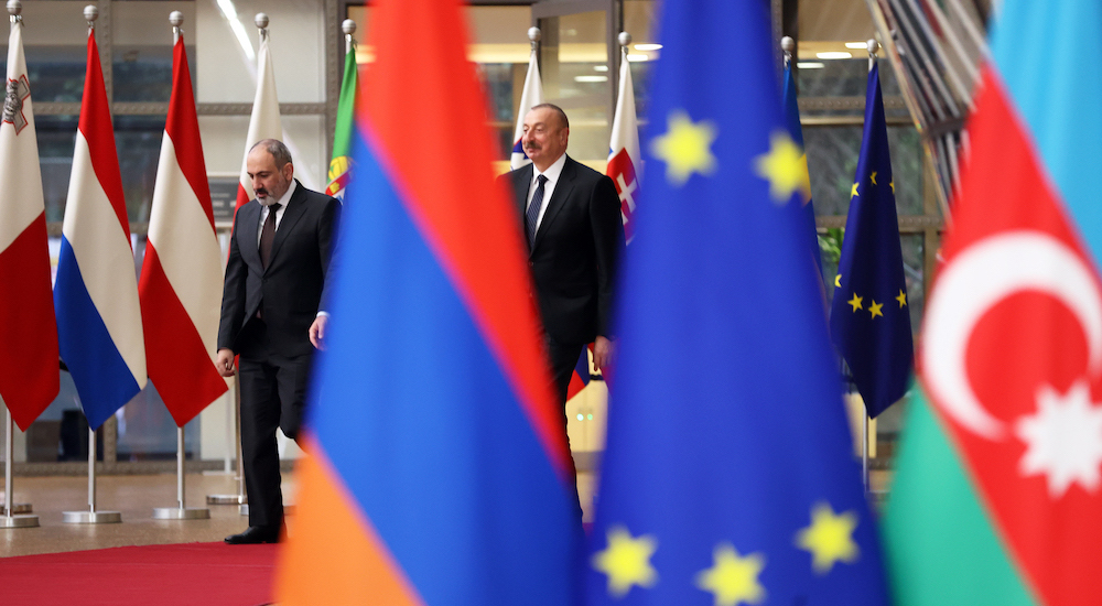 Ermenistan-Azerbaycan İlişkilerinin Normalleşmesi Engeller ve Fırsatlar