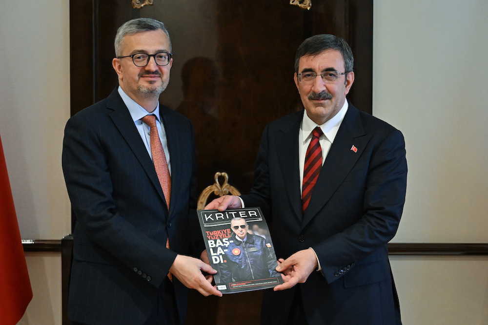 Cumhurbaşkanı Yardımcısı Cevdet Yılmaz ve SETA Genel Koordinatörü Prof. Dr. Burhanettin Duran