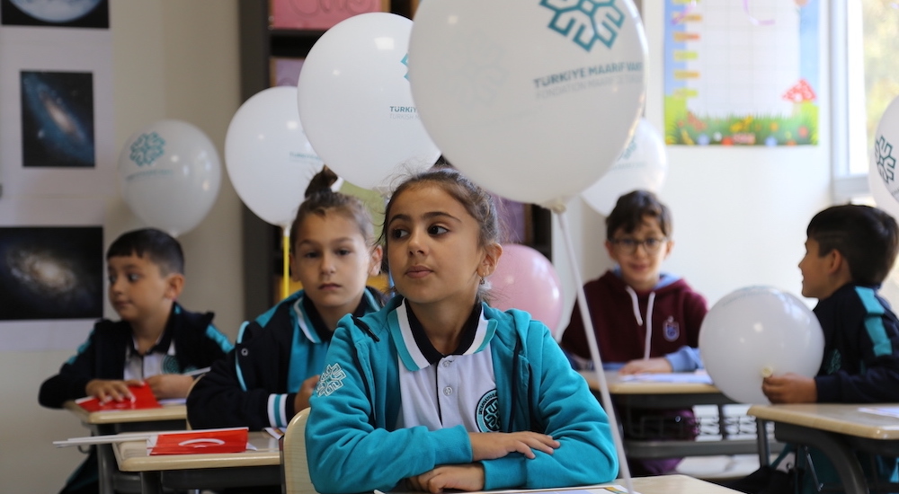 Türkiye nin Yurt Dışındaki Eğitim Politikasının Taşıyıcısı Olarak Türkiye Maarif