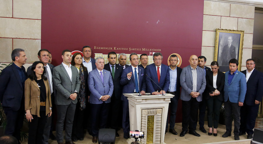 CHP'li 15 milletvekilinin İYİ Parti'ye katılımı