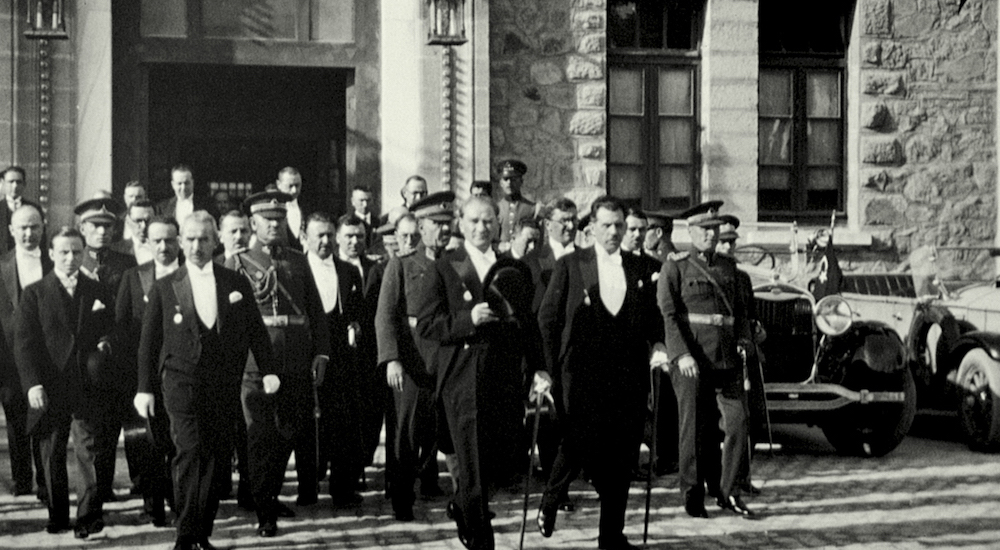 Atatürk Ankara'da
