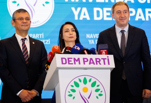 CHP nin Yeni Stratejisi DEM Parti yi Meşrulaştırmak
