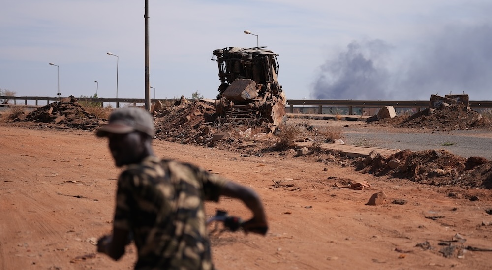 Sudan Krizi Askeri Çatışmalar Bölgesel Müdahaleler ve Barış Arayışı