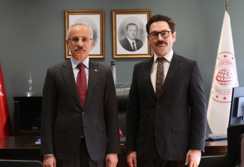 Ulaştırma ve Altyapı Bakanı Abdulkadir Uraloğlu �Türkiye nin Yeni Yüzü