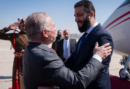 Ahmed Şara nın Dış Politikadaki Amacı ve İzlediği Yol