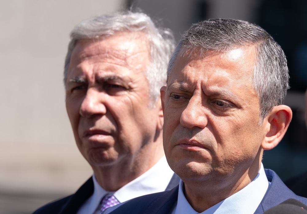 Mansur Yavaş ve Özgür Özel