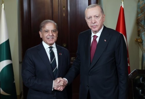 Küresel Barış Arayışında Türkiye ve Cumhurbaşkanı Erdoğan ın Lider Diplomasisinin