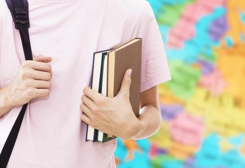 Eğitim Diplomasisinde Zirveyi Zorlamak