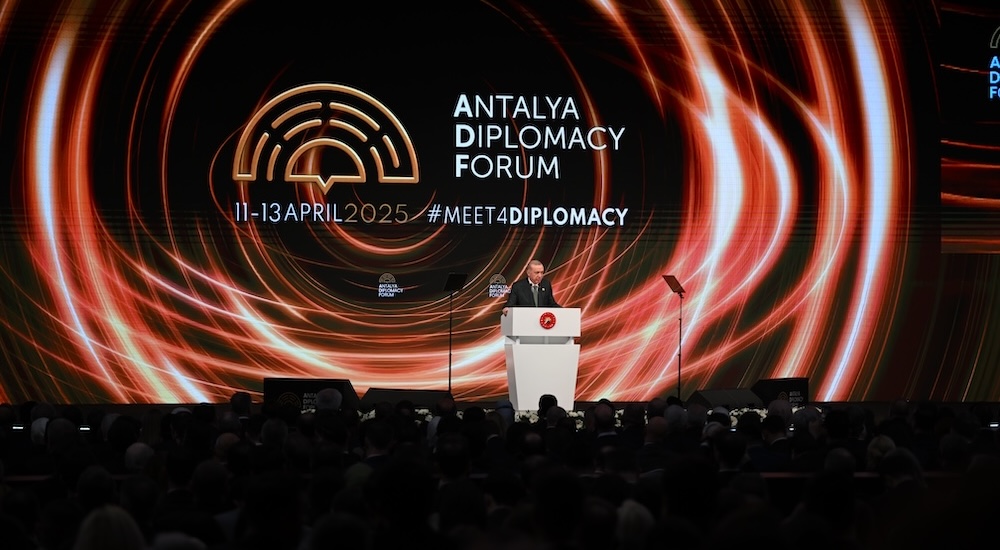 Yeni Dış Politika Vizyonunun Sahnesi Antalya Diplomasi Forumu