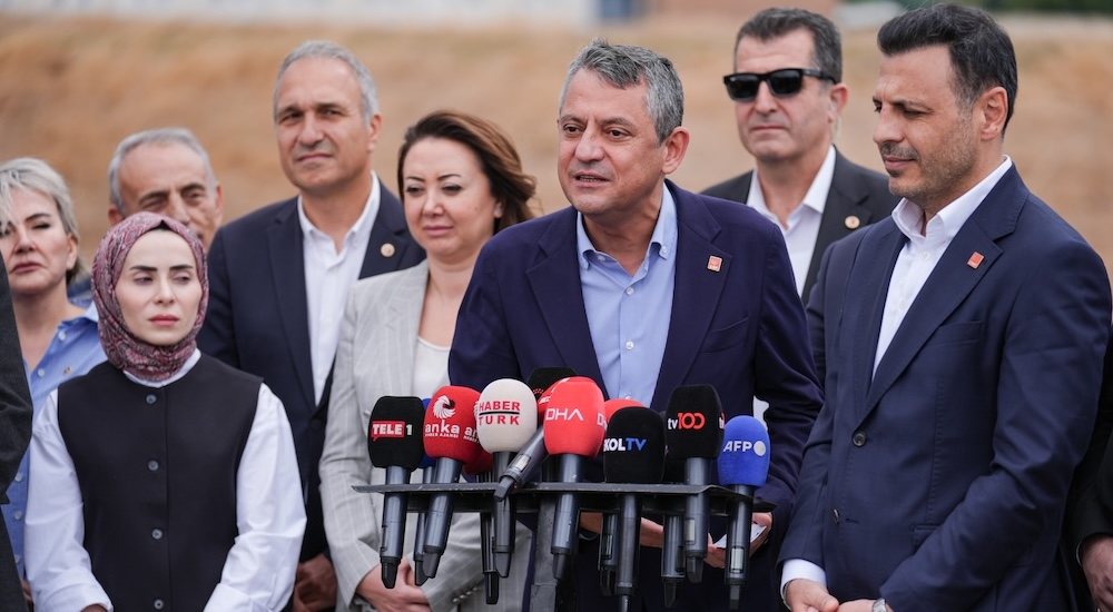 CHP CHP ye Karşı