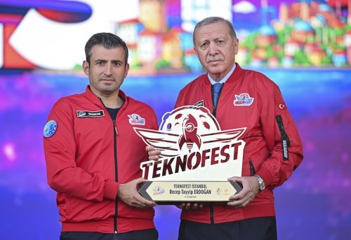 Cumhurbaşkanı Erdoğan ın Liderliği ve Milli Teknoloji Hamlesi