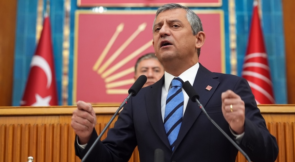 CHP nin Benmerkezci Politikası