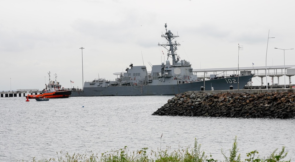  ABD Donanması’na ait USS Sampson (DDG 102) fırkateyni