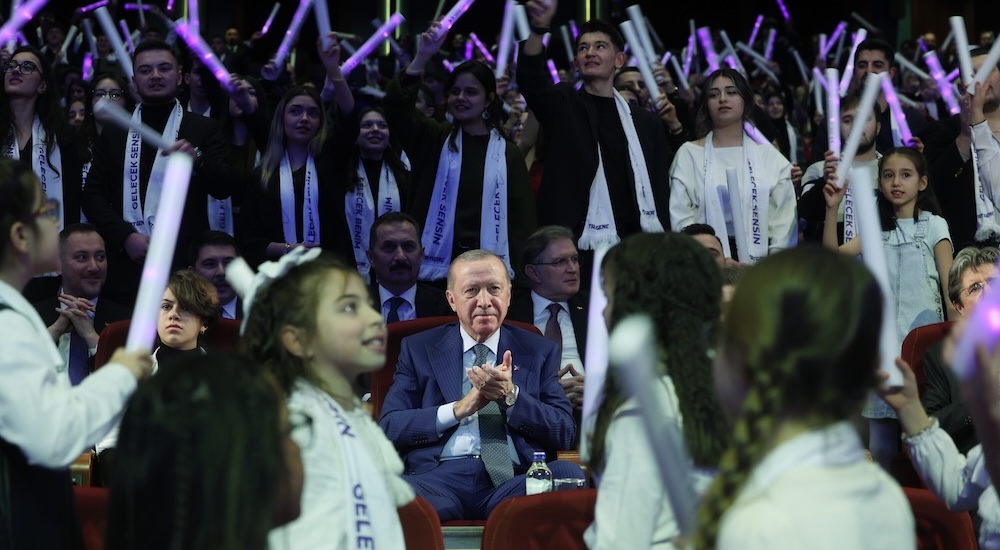 Gençler Neden Erdoğan a Oy Vermesin ki