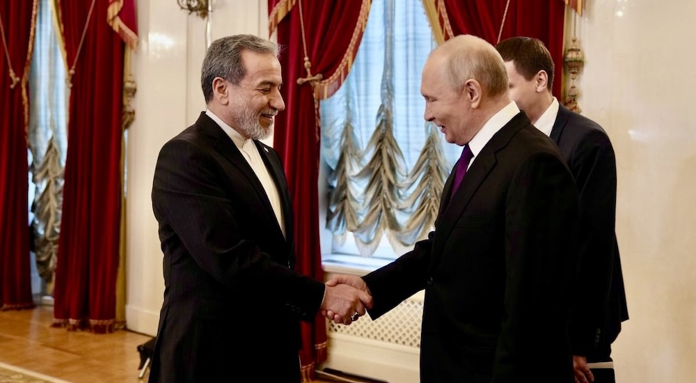 Abbas Arakçi ve Vladimir Putin