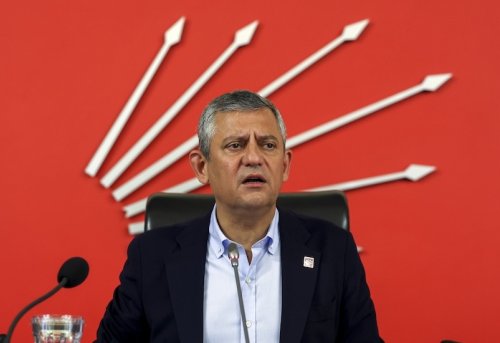 CHP de Yol Ayrımı