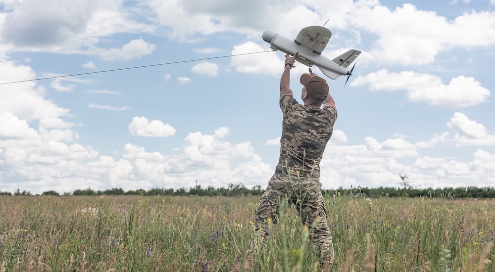Ukrayna askerleri, keşif dron eğitiminde