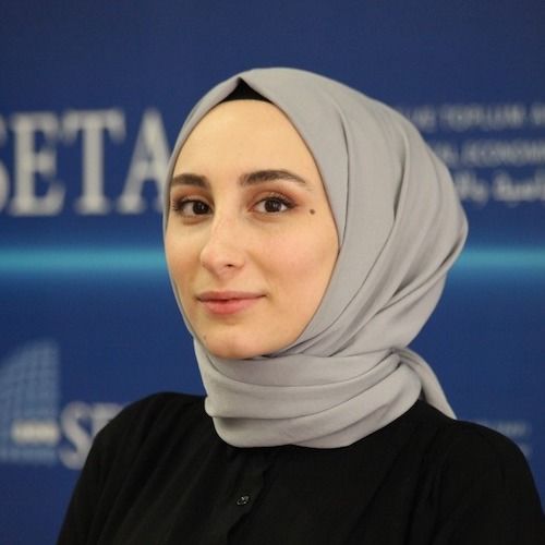 Fatma Zehra Özdemir | Yazar | Kriter Dergi